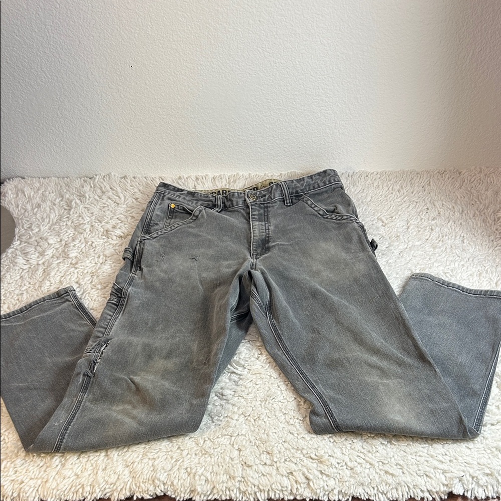 Caterpillar Men's Relaxed Gray Jeans